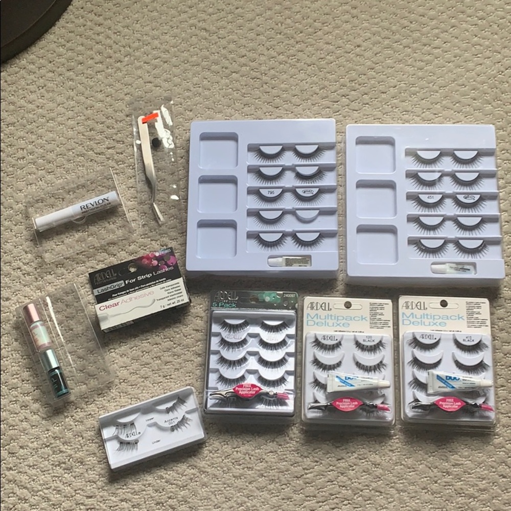 NEW False Lashes, glue and applicator LOT - Picture 1 of 9